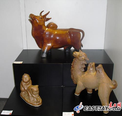 藝博會上周國楨展品,都已貼上紅點