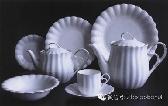 點(diǎn)擊圖片翻到下一頁>> 聚焦陶博會之十二